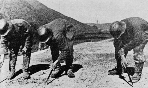 Pokonywanie pól minowych Kursk 1