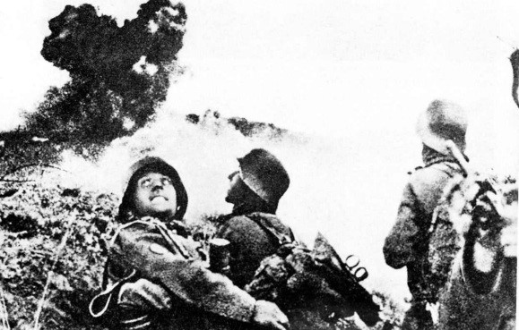 Szturm na Linię Mataxasa 3.jpg